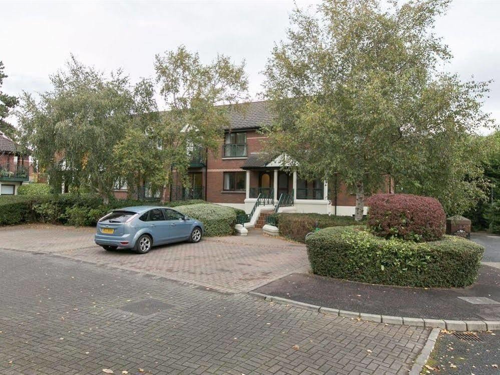 Ashleigh Manor Hotel Belfast Exterior photo